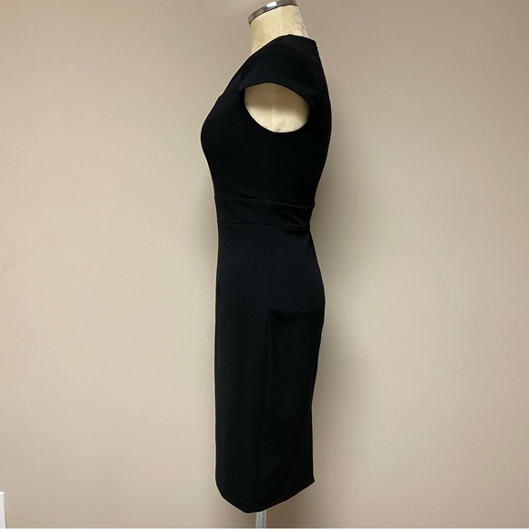 Zapaka Sheath Dress - Picture 2 of 4